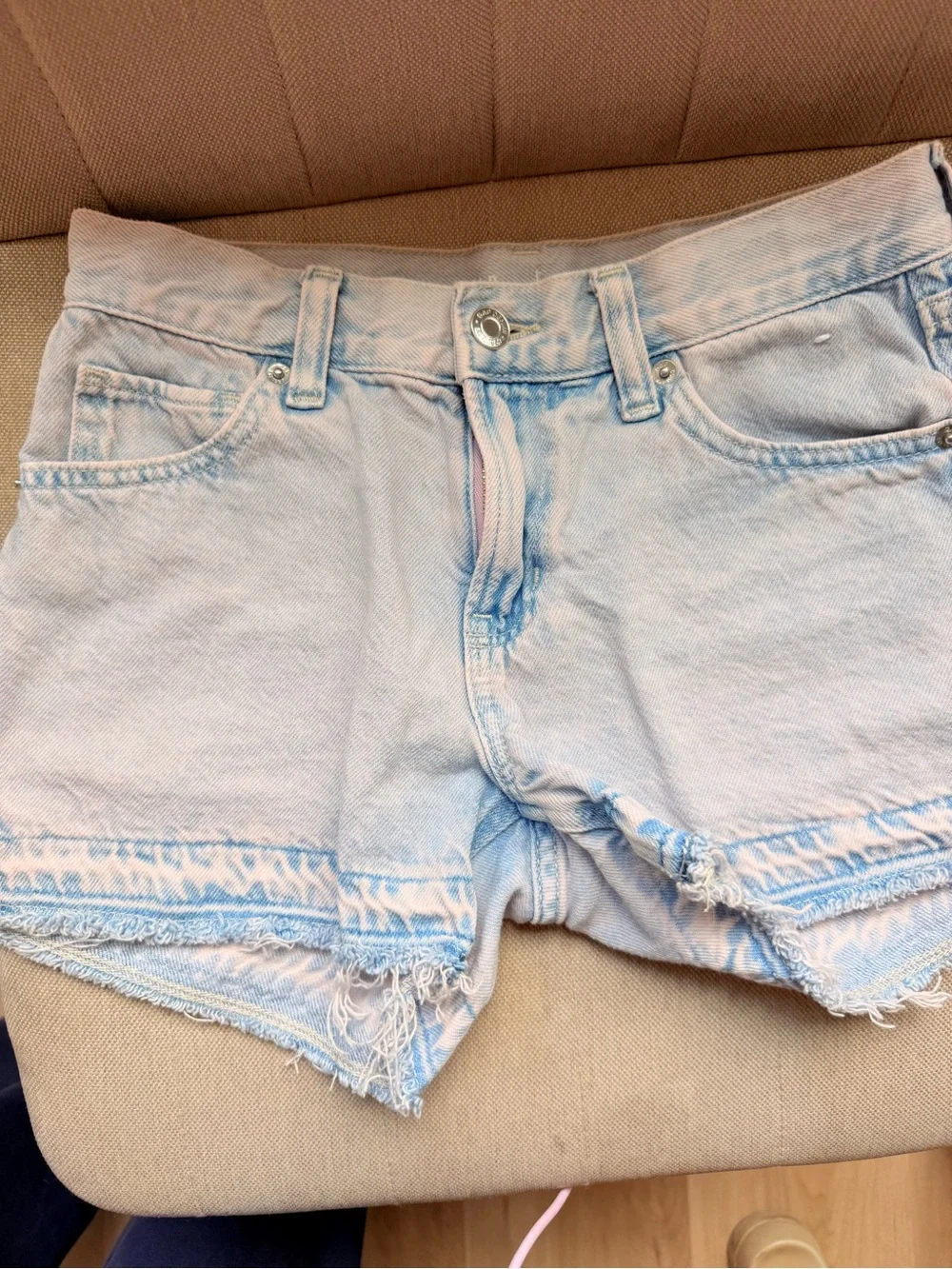 GAP Kids Girls Light Blue with Pink Wash Distressed Denim Cutoff Shorts size 12